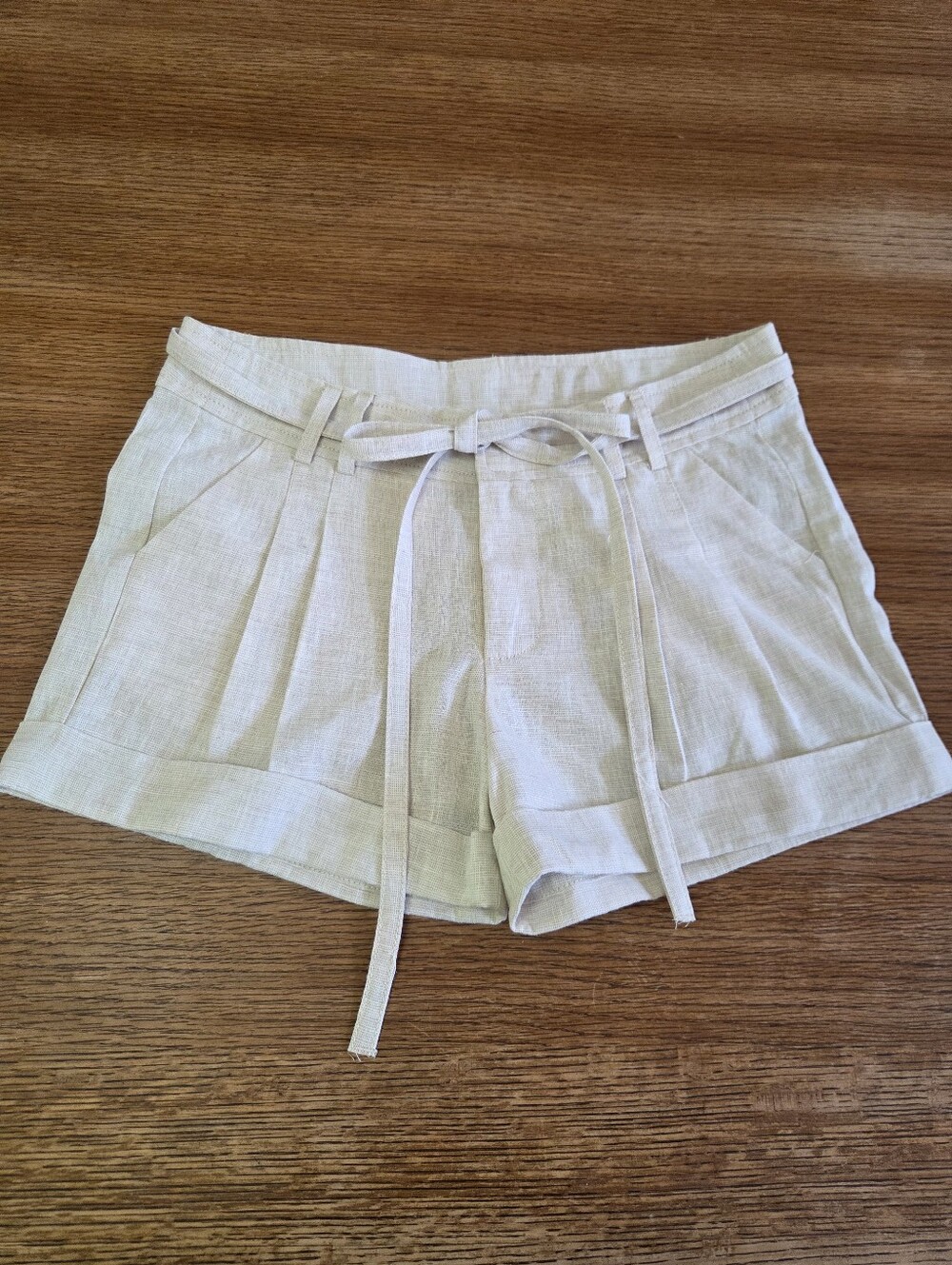 NWOT Women's Zenana Outfitters Linen Shorts